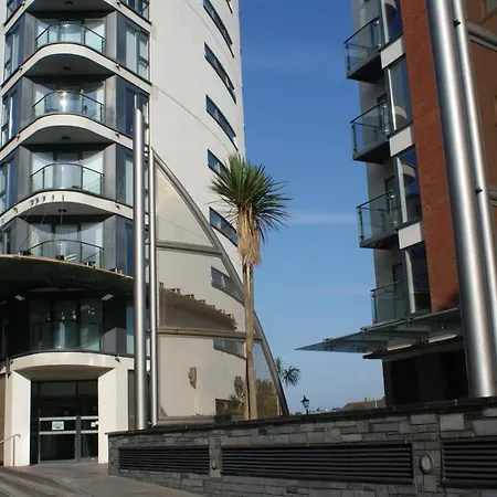 Coastal City Rooms - Waterfront Swansea Exterior photo